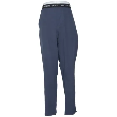 Pantalon de pyjama (Bleu) de On Our Terms Coton