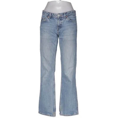 Jeans (Arrow Low Straight Jeans) fra Weekday Bomuld