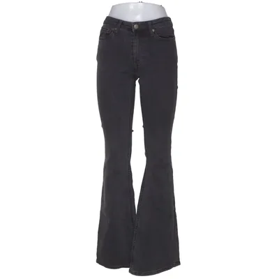 Jeans (Flame Low Flared Jeans) från Weekday Bomull, Elastan, Polyester
