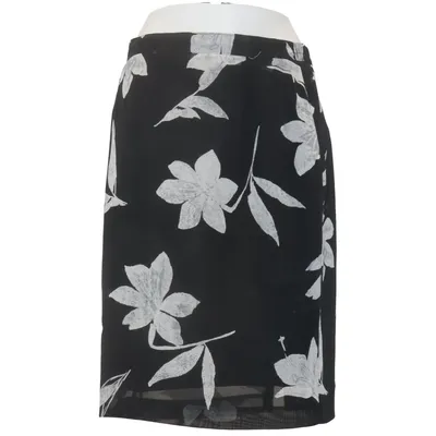 Kjol (Svart, Vit) från Niki Polyester