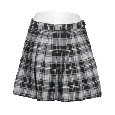 Rock (Schwarz, Grau, Weiß) von Forever 21