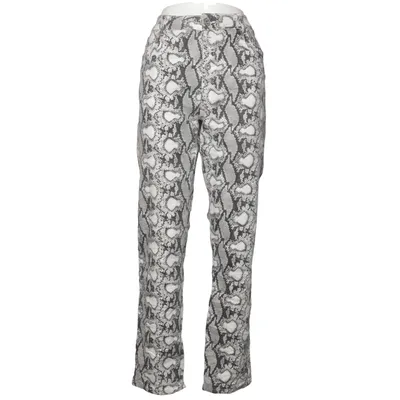 Pants (Gray, White, Black) from Karostar