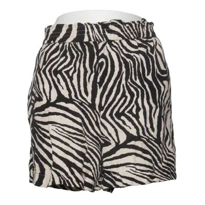 Set (Black, White) from Reserved Cotton, Linen