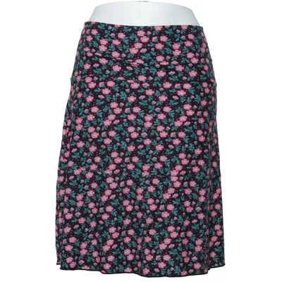 Kjol (Svart, Rosa, Grön) från Tante Betsy Elastan, Viskos