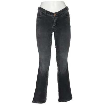 Pantalon en velours (Gris) de Madonna