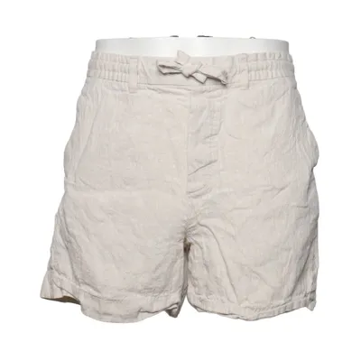 Short (Beige) de Zara Lin