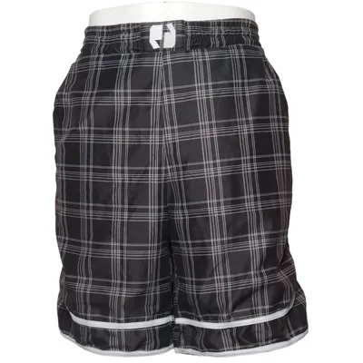 Short de basketball (Noir, Blanc) de Sneaker Freak