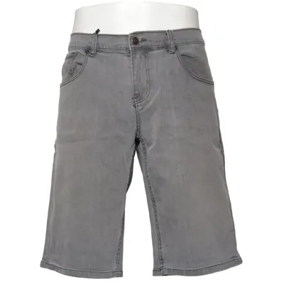Short en jean (Gris) de Titus