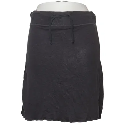 Skirt (Gray) from Blaumax Viscose