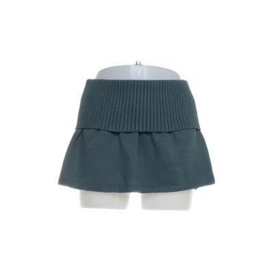 Skirt (Green) from Edikted Acrylic