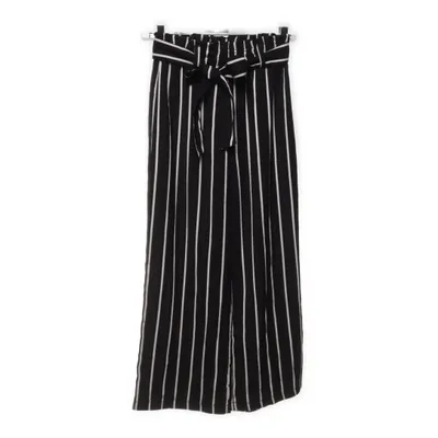 Omlottbyxor (Svart, Vit) från Stradivarius