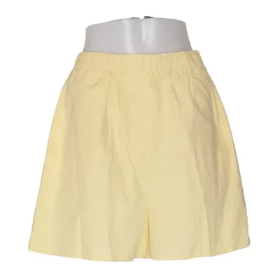 Shorts (Yellow) from Boii Cotton