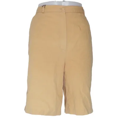 Shorts (Beige) from Lofehrling
