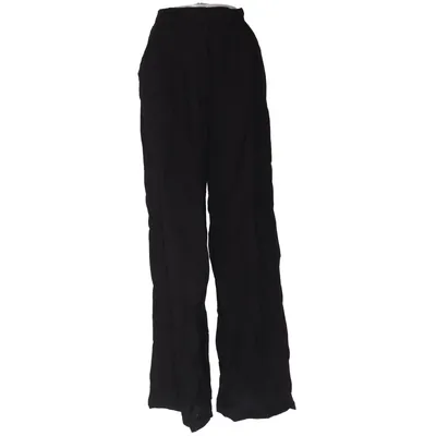 Pantalon patte d'éléphant (Noir) de About You Polyamide, Viscose