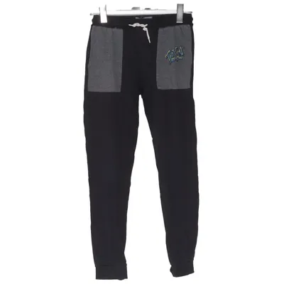 Sweatpants (Black, Gray) from Redwood
