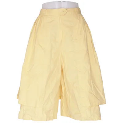 Short (Jaune) de Escada Coton