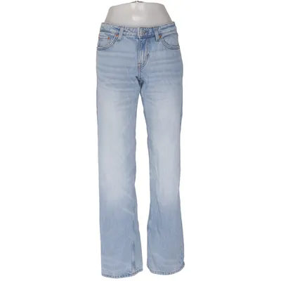 Jeans (Arrow Low Straight Jeans) fra Weekday Bomuld