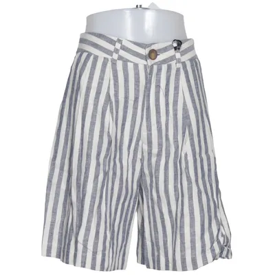 Shorts (Blue, White) from Lumina Cotton, Linen