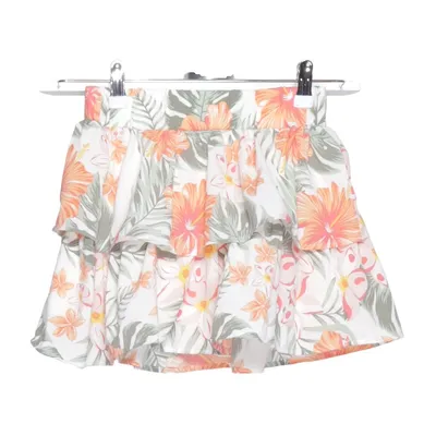 Kjol (NKFVINAYA SKIRT FF) från Basic Needs by Name It Återvunnen polyester