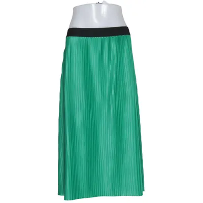 Maxi skirt (Green) from JYOTHI Polyester