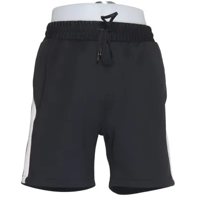 Mjukisshorts (Svart, Vit) från Just Junkies