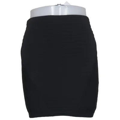 Rock (Schwarz) von Bershka