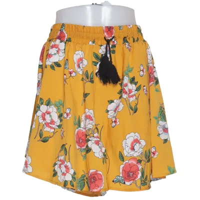Shorts (Gul, Röd, Vit, Grön) från Boohoo Polyester