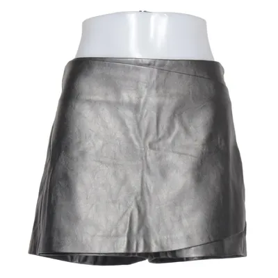 Skort (Grå) från Stradivarius