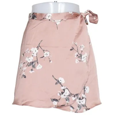 Omlottkjol (Rosa, Vit, Flerfärgad) från Dynamite Polyester