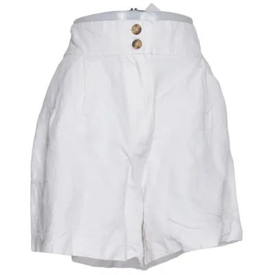 Short (Blanc) de H&M Modern Classic Lin, Viscose, Polyester