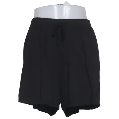 Shorts (Svart) från Emilia Elastan