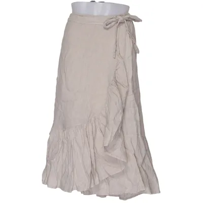 Wrap skirt (Beige) from Staji