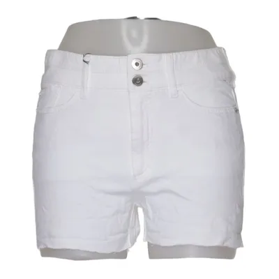 Denim shorts (White) from Roser Cotton