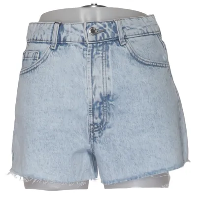 Denim shorts (Blue) from STR Cotton