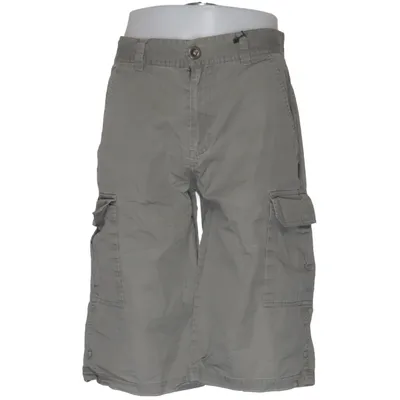Cargo shorts (Green) from Oxide Cotton