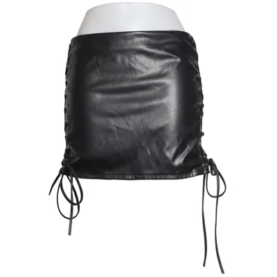 Kjol (Svart) från PrettyLittleThing