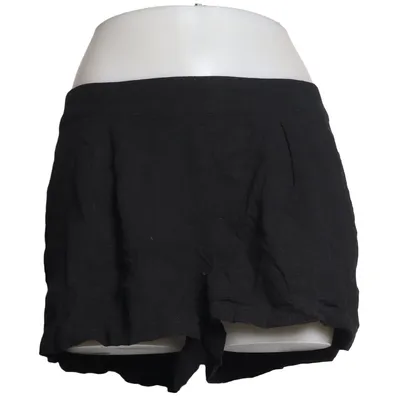 Shorts (Svart) från Nelly