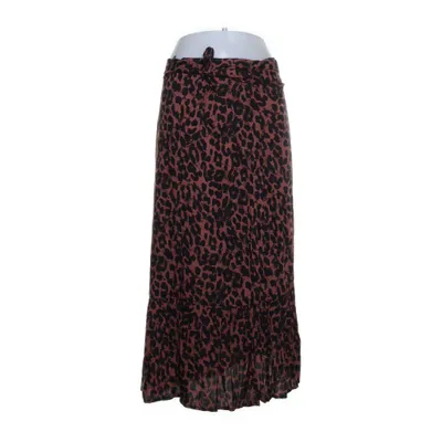 Omlottkjol (Svart, Röd) från Pernilla Wahlgren Design Viskos