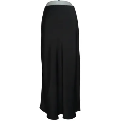 Långkjol (Svart) från M-KAE Polyester