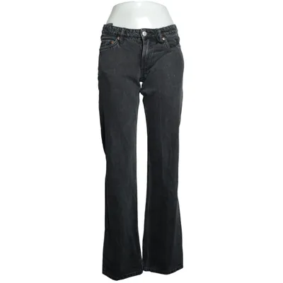 Jeans (Arrow Low Straight Jeans) från Weekday Bomull