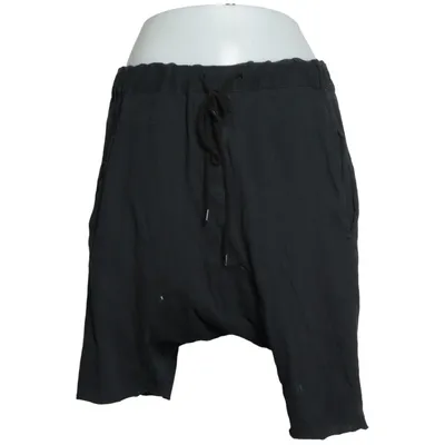 Mjukisshorts (Svart) från Bassike Ekologisk bomull
