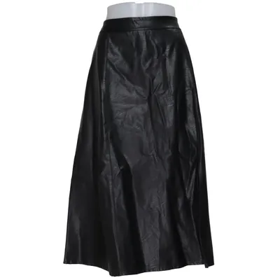 Skirt (Black) from Mazing Polyester, Polyurethane, Viscose