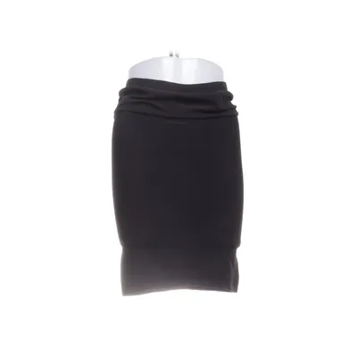 Ventenederdel (Sort) fra Mamalicious Nylon