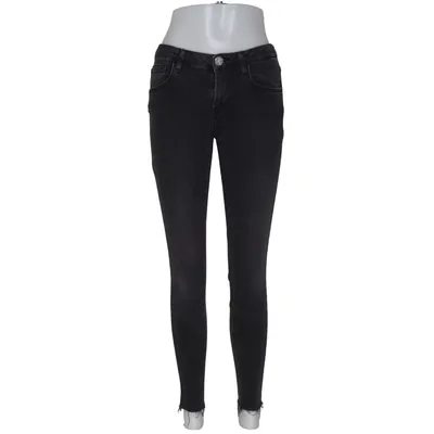 Jean (Noir) de Oneteaspoon
