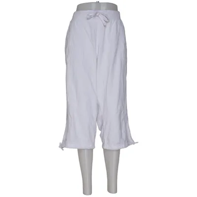 Three-quarter pants (White) from Zizzi Cotton