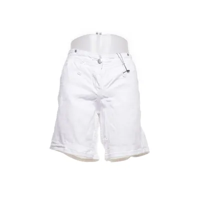 Shorts (White) from UND. Cotton, Elastane