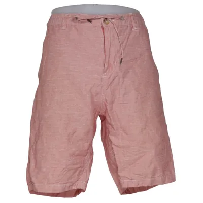 Shorts (Red) from Benson Cotton, Linen