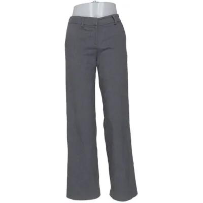 Kostymbyxor (Low Waist Dressed Pants) från Nelly Elastan, Återvunnen polyester, Viskos