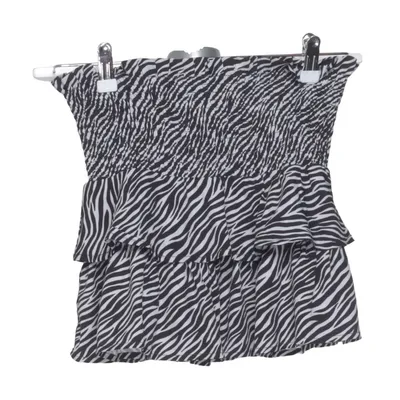 Kjol (Svart, Vit) från Gina Tricot Polyester