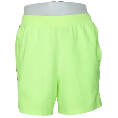 Short de sport (Jaune) de Under Armour